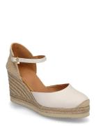 Castilla25Nto White UNISA