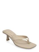 Heyley Heeled Sandals Cream Steve Madden