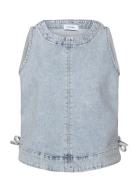 Lr-Kosa Blue Levete Room