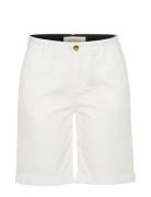 Sahara Shorts White Newhouse