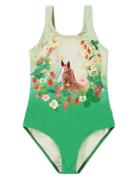 Nika Green Molo