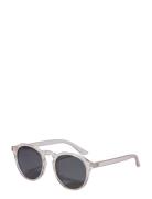 Alejandra Sunglasses Crystal Grey Pilgrim