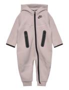 Nkn Tech Fleece Hooded Coveral Purple Nike