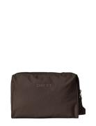 Day Re-S Tonal Washbag L Brown DAY ET