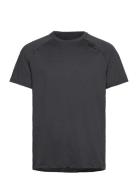 Motion Tee Sport T-shirts Short-sleeved Black 2XU