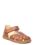 Sandals - Flat - Closed Toe - Shoes Summer Shoes Sandals Brown ANGULUS