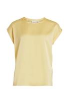 Viellette S/S Satin Top - Noos Tops T-shirts & Tops Short-sleeved Yell...