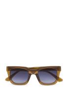 Nancy Accessories Sunglasses D-frame- Wayfarer Sunglasses Brown A.Kjær...