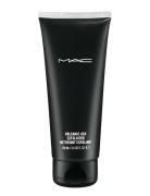 Mineralize Volcanic Ash Exfoliator Cleanser Hudpleie Nude MAC