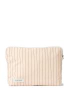 Celia Toiletry Bag Toalettveske Beige STUDIO FEDER