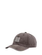 Everyday Italia Cap Accessories Headwear Caps Brown SUI AVA