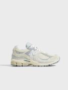 New Balance - Lave sneakers - Linen - New Balance 2002R - Sneakers