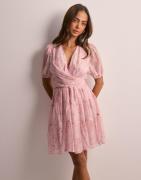 Neo Noir - Rosa - Wendi Flower Crepe Dress