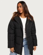 Nelly - Svart - Precious Puffer Jacket