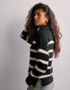 Vero Moda - Rutete/Stripete - Vmsaba Stripe Ls Highneck Blouse Ga