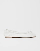 Nelly - Hvit - Rounded Lace Ballerina