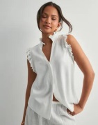 Selected Femme - Hvit - Slfviva Sl Sun Ruffle Top Noos