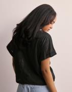 Pieces - Svart - Pcafie Ss Reversible Lace Top Sww