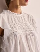 Vero Moda - Hvit - Vmtrine Sl Lace Top Wvn Ga Noos