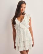 Nelly - Hvit - Pretty Lace Dress