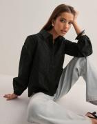 OBJECT - Svart - Objbitten L/S Re Shirt Noos