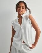 Selected Femme - Hvit - Slfviva Sl Sun Ruffle Top Noos