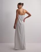 Vero Moda - Hvit - Vmsarah Sl Flowy Maxi Dress