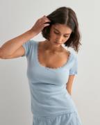 Hunkemöller - Blå - Top Ss Pointelle Lace