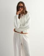Nelly - Hvit - Fuzzy Knit Cardigan