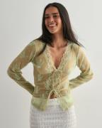 Nelly - Grønn - Delicate Lace LS Top