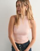 Nelly - Rosa - Sleeveless Polo Top