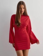 Nelly - Rød - Wide Long Sleeve Dress