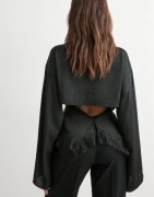 Nelly - Svart - Sassy Lace Blouse