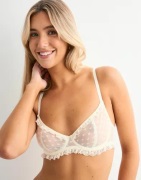 Nelly - Hvit - Heart Mesh Bra