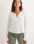 Nelly - Hvit - Favourite Detail Blouse