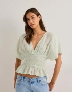 Nelly - Grønn - Spring Smock Blouse