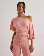 Nelly - Oransje - My Chill Shoulder Top