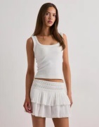 Nelly - Hvit - Sweet Detail Skirt