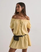 Only - Gul - Onlgoa Ss Linen Short Dress Cc Pnt